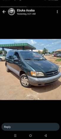 A picture of Few months Used Toyota Sienna 2000 model For sale Call