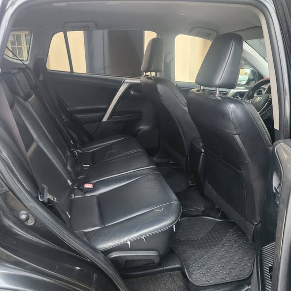 A picture of 2015 TOYOTA RAV4 FOR SALE