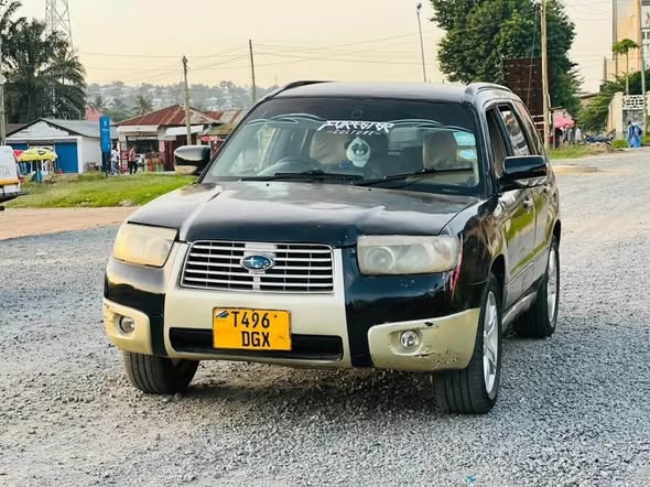 A picture of Subaru forester 0767510909 Manual Petrol milioni 6 9 Full ac