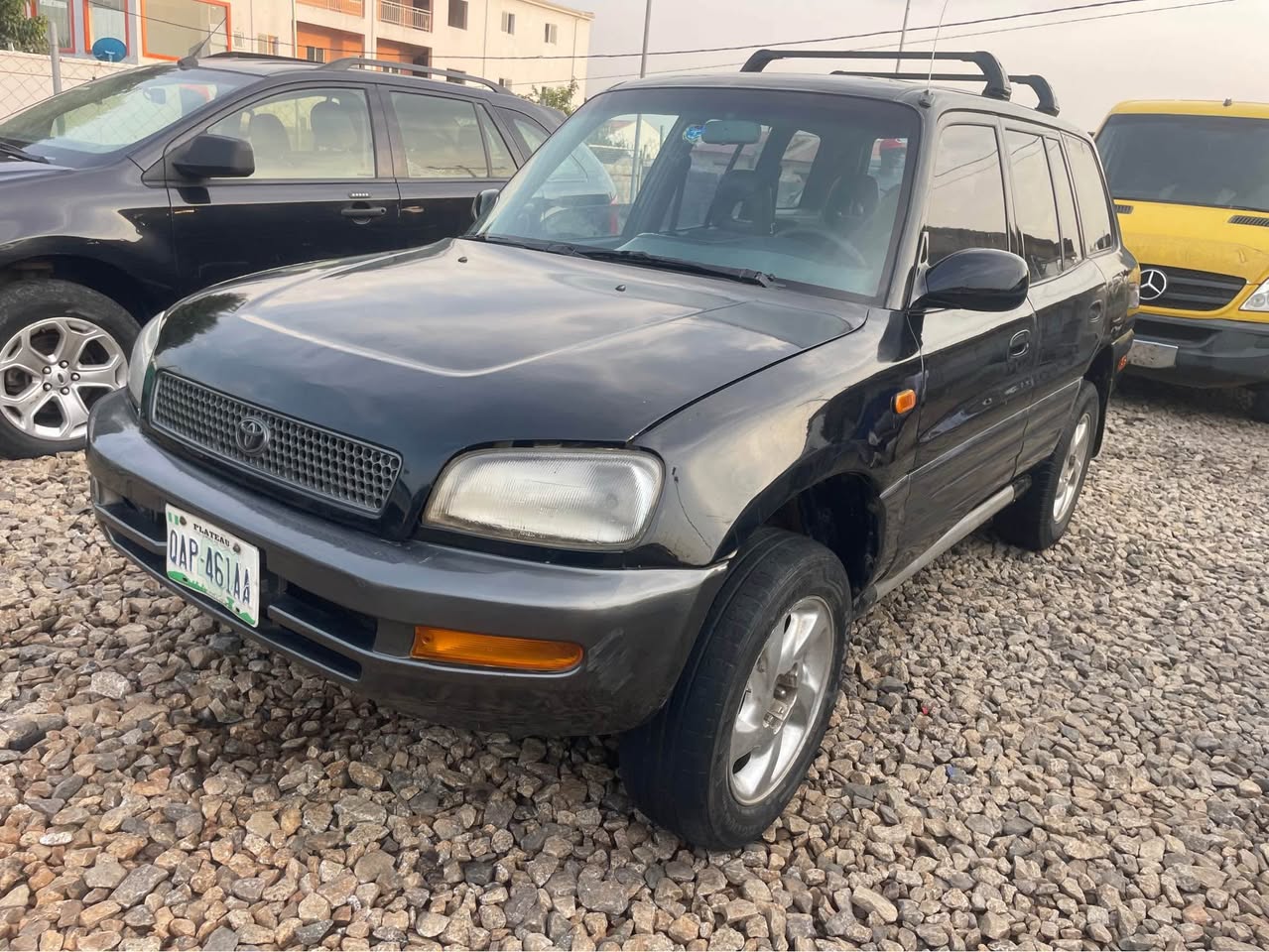 A picture of Very sound Toyota RAV4