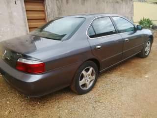 A picture of ACURA 3 2TL