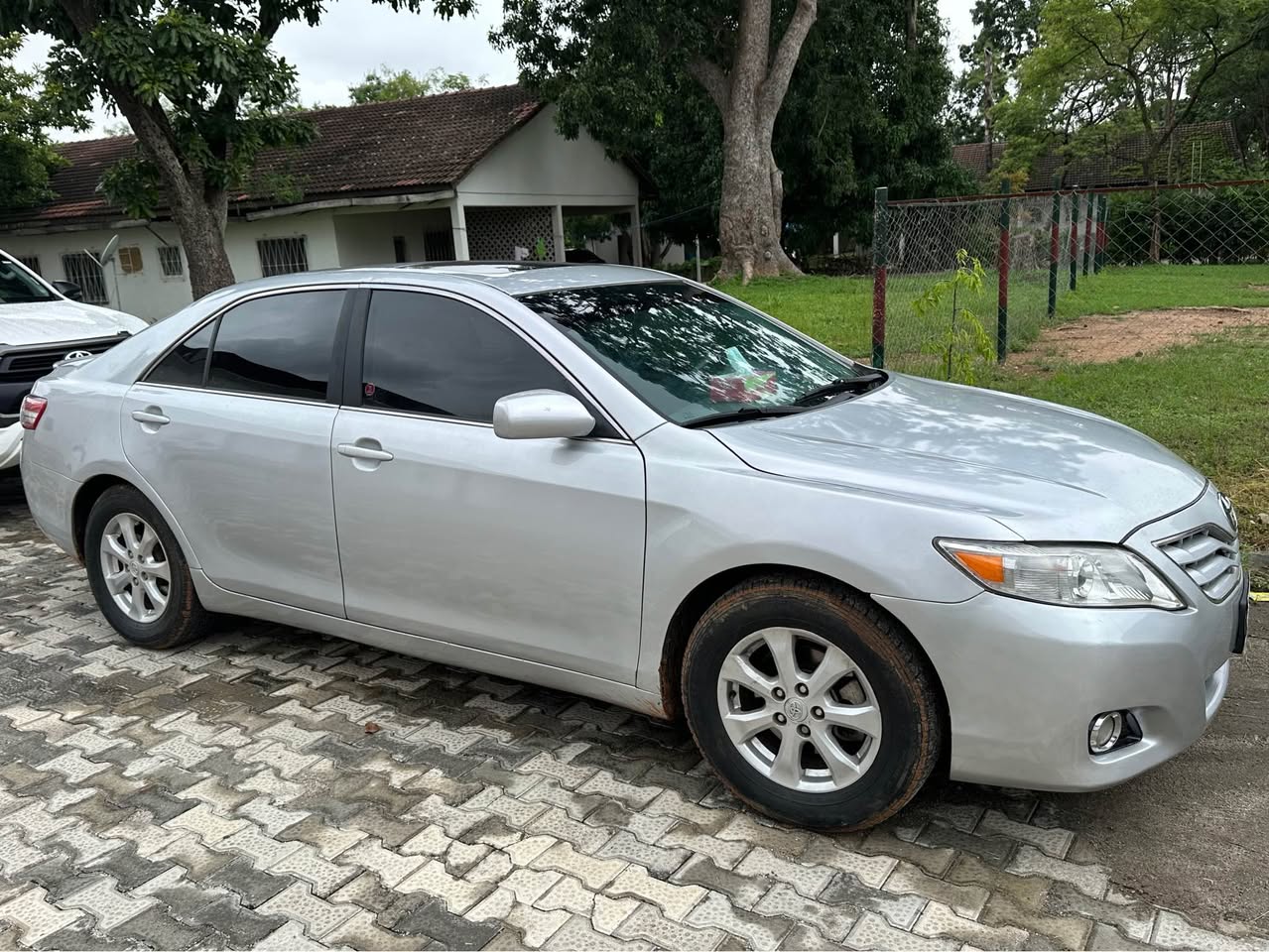 A picture of Toyota Camry XLE 2010
