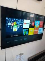 A picture of TCL NCH 43 SMART TV INA CAST MIRROR 0683829332