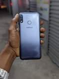 A picture of Infinix hot8 lite