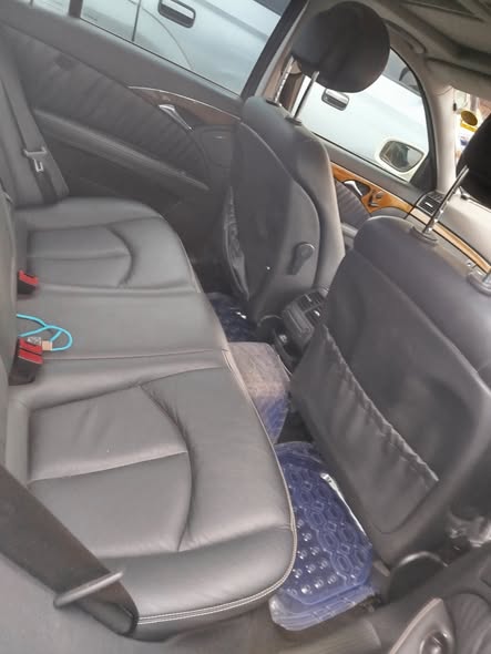 A picture of Benz E300
