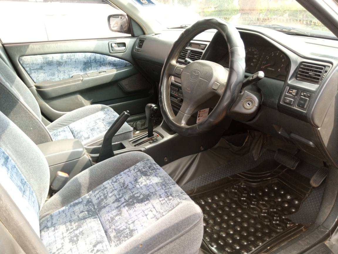 A picture of Toyota premio
