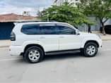 A picture of TOYOTA PRADO DIAMOND CHASES