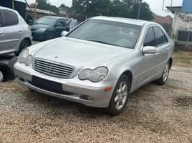 A picture of First body Benz C230 with sound engine and smooth gear