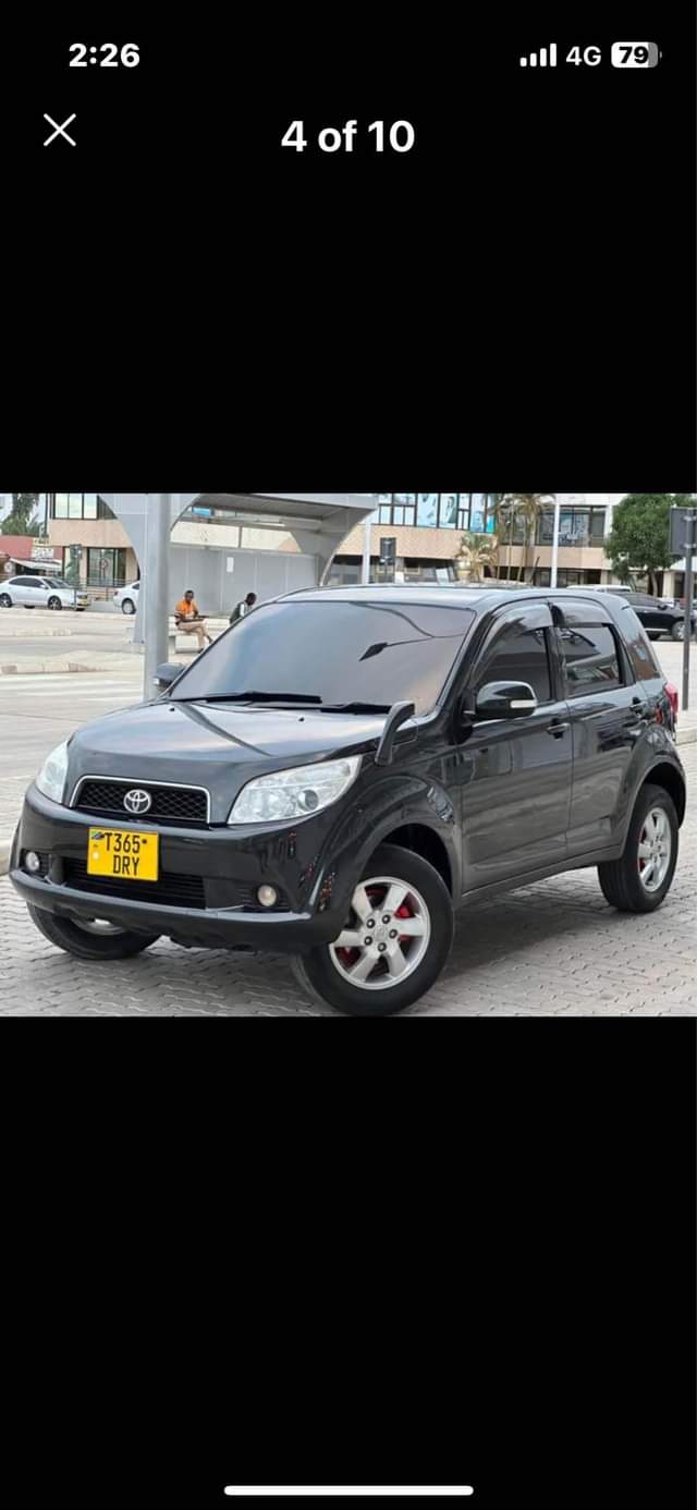 A picture of Toyota Rush 4wd 