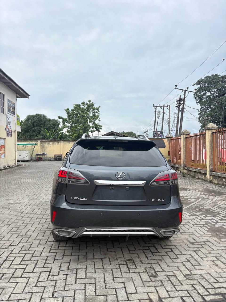 A picture of 2012 Lexus Rx 350 Direct Owner 14M