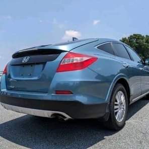 A picture of 2014 Honda Accord crosstour EXL Price 3000 Down payment 500