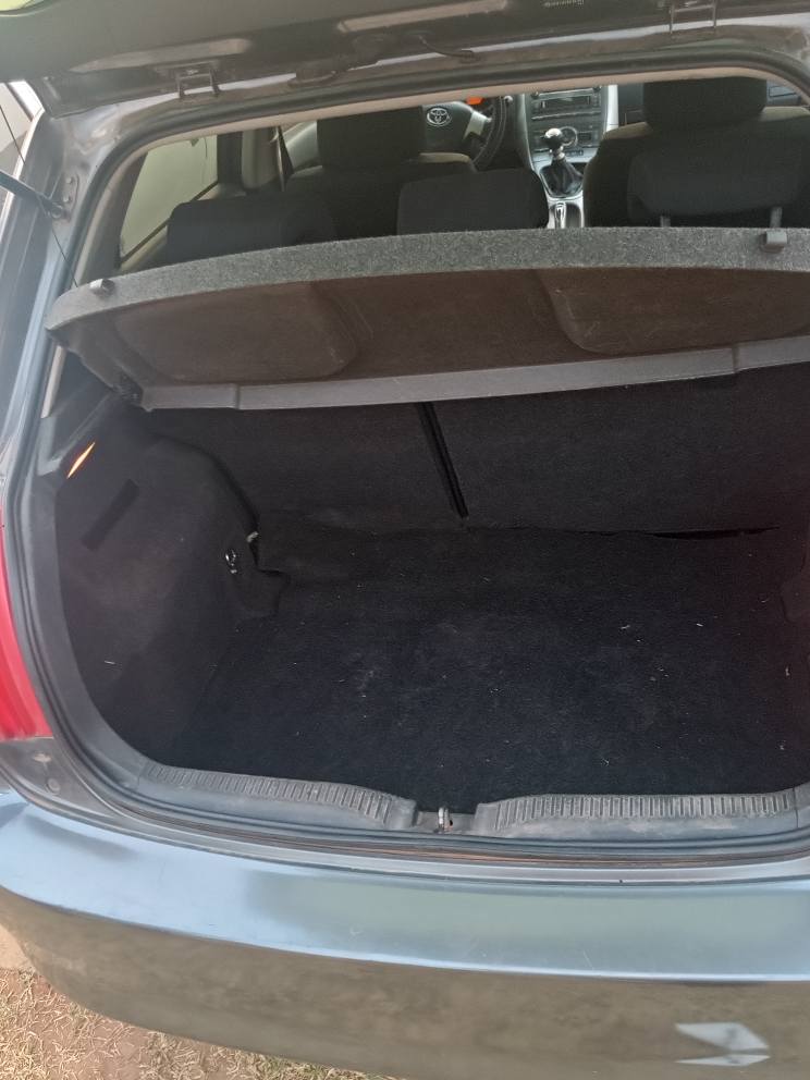 A picture of Toyota auris