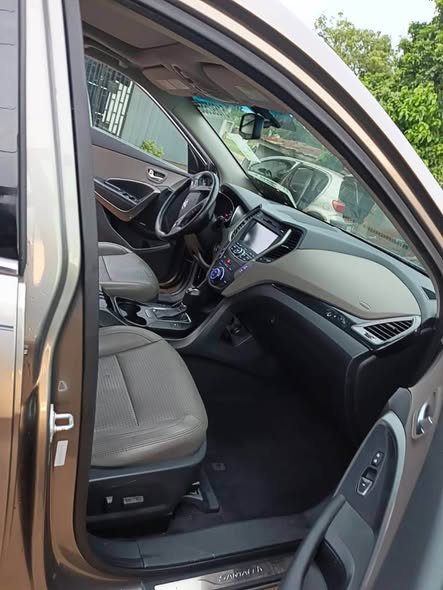 A picture of Santafe Sport 2015 Model Hyundai Direct Belgium