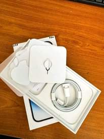A picture of Iphone 13