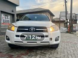 A picture of 3 Months Registered FIRST BODY TOYOTA RAV4 2010 Model Features