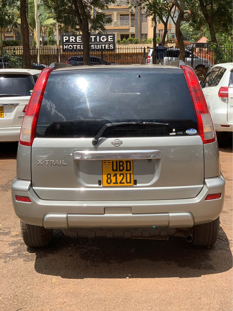 A picture of Xtrail 17M