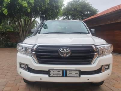 toyota land cruiser