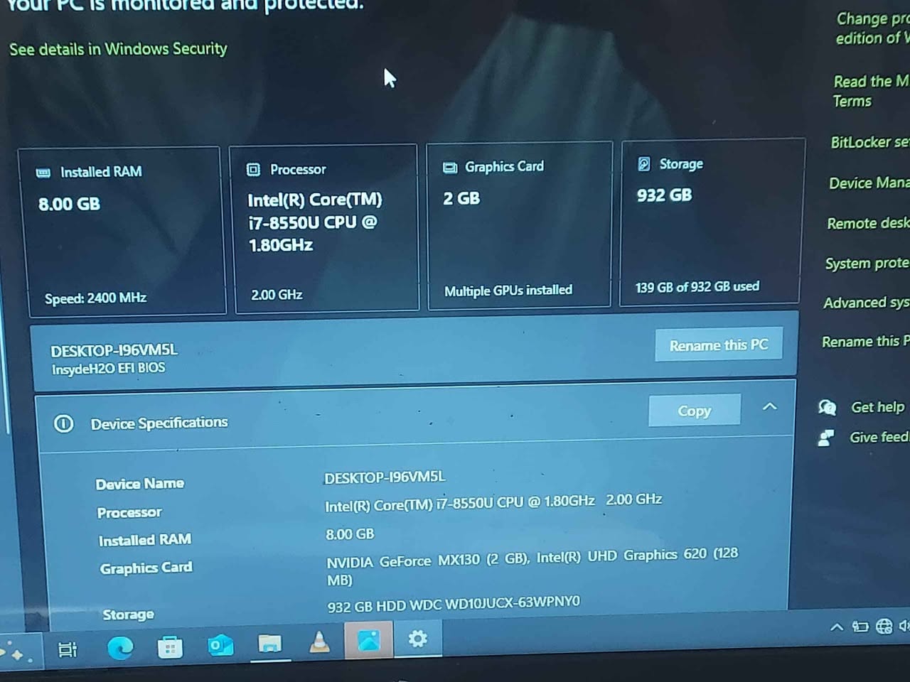 A picture of HP high end laptop