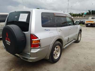 used mitsubishi pajero