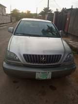 A picture of 2001 Rx300
