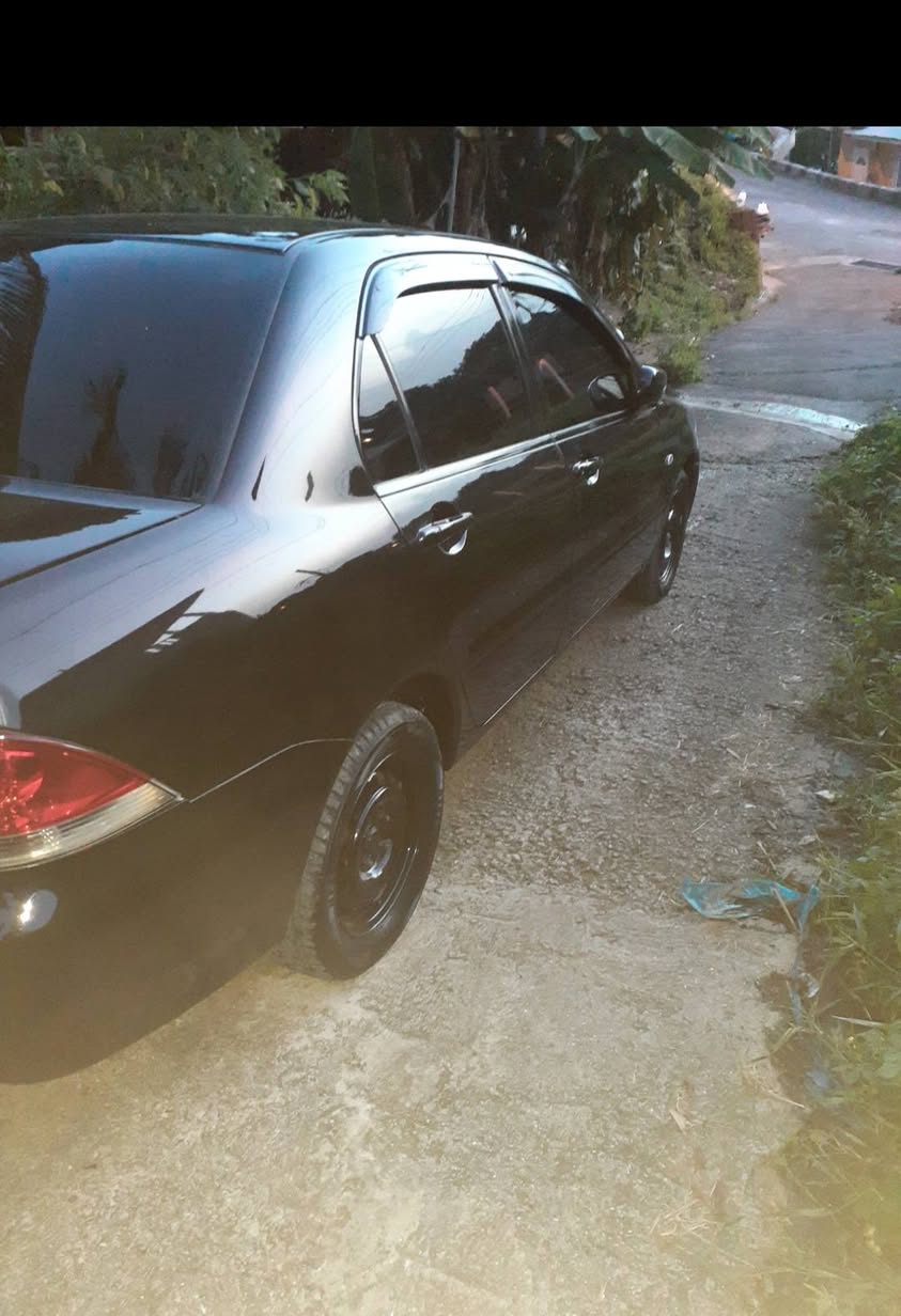 mitsubishi lancer