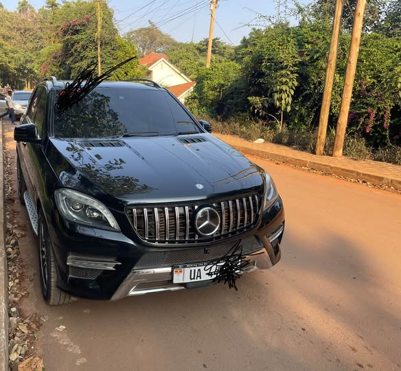 A picture of Mercedes Benz