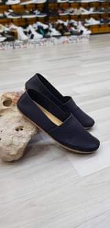 A picture of CASUAL KALI TSH 55 000 40 44 PIGA WHATSAPP 0759360705
