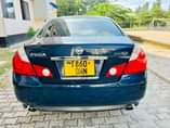 A picture of NISSAN FUGA