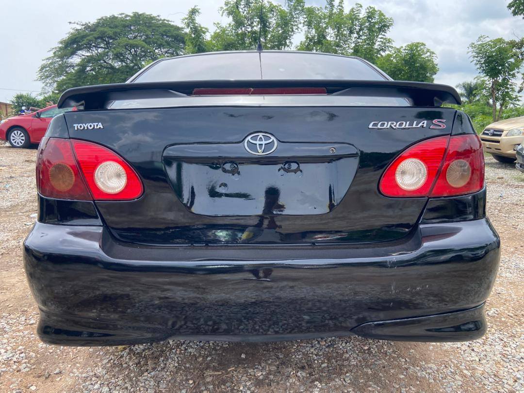 A picture of Toyota corrolla 07