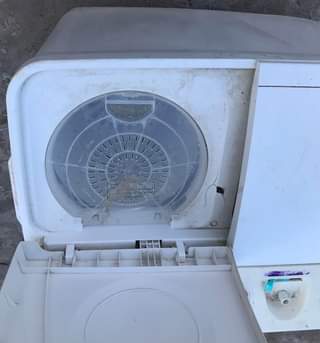 A picture of MANUAL WASHING MASHINE ON SALE