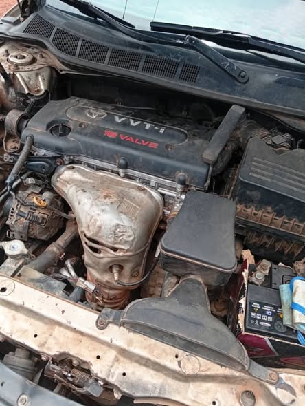 A picture of Toyota Camry spider available