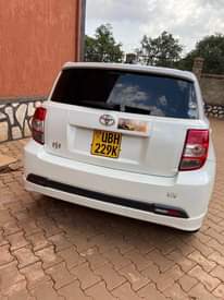 A picture of Toyota IST 2007