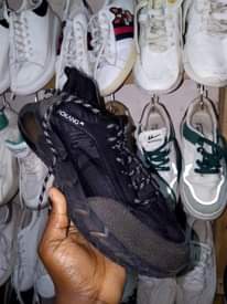 A picture of Shoes