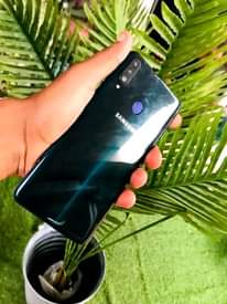A picture of Samsung galaxy a20s