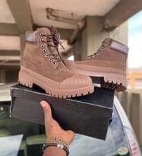 A picture of Boot shoes for men
