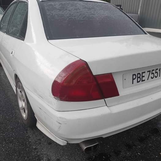 mitsubishi lancer