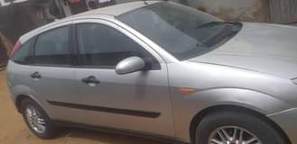 A picture of Very clean ford focus first body everything working