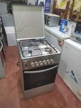 A picture of Gas and electric cooker