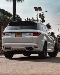 A picture of RangerRover...Petrol...0780260939