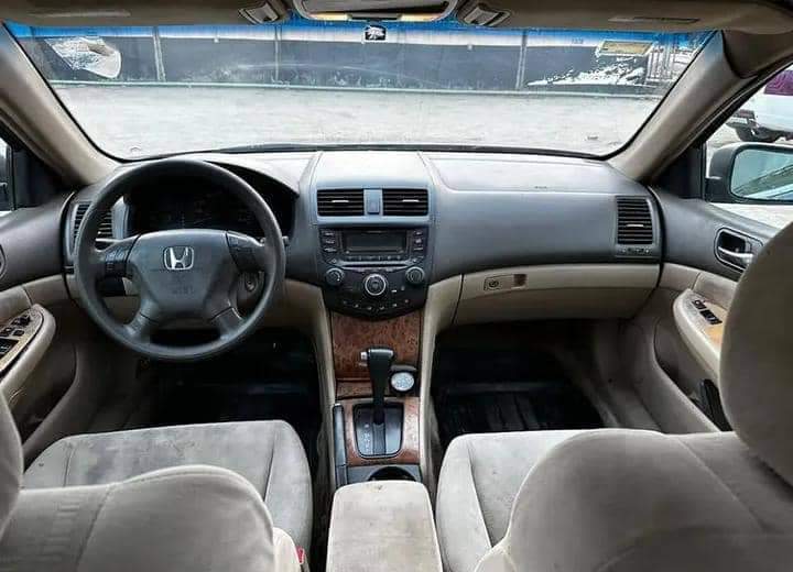 A picture of Honda Accord EOD 2005 Neatly painted Engine Gear Ac Buy