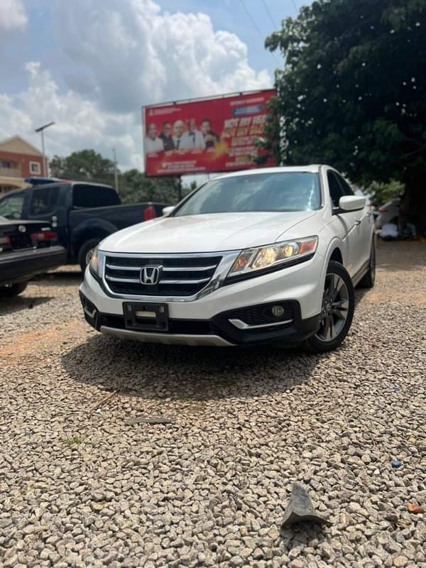 A picture of A Super Clean Neatly Used Honda Crosstour 2014 Model With