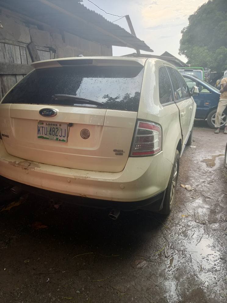 A picture of Ford edge