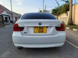 A picture of BMW 3 SERIES