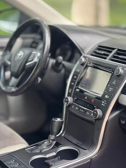 A picture of TOYOTA CAMRY XSE V6