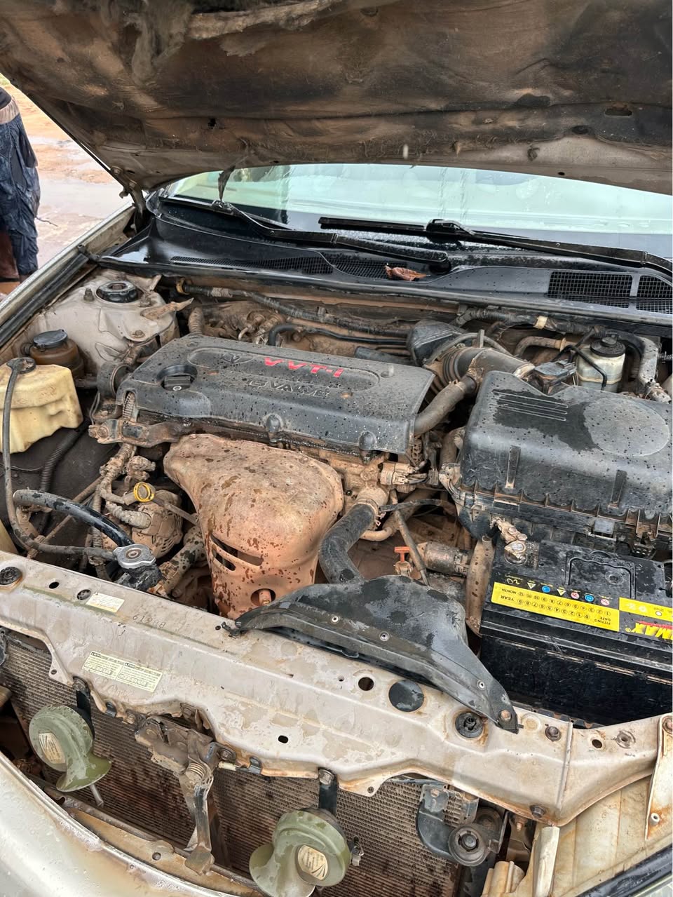 A picture of Belgium standard partly first body pan Toyota Camry 2 4