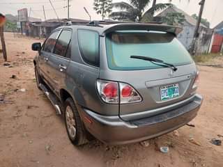 A picture of Lexus RX 300