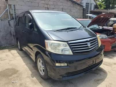 toyota alphard