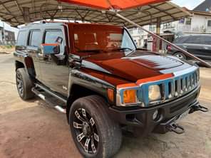 A picture of Awoof Hub 2008 Hummer 3 Brand new tyres Rim Andriod