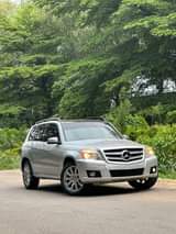A picture of A super clean few months used Mercedes Benz GLK350 2012