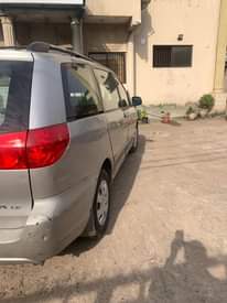 A picture of Toyota Sienna 2008
